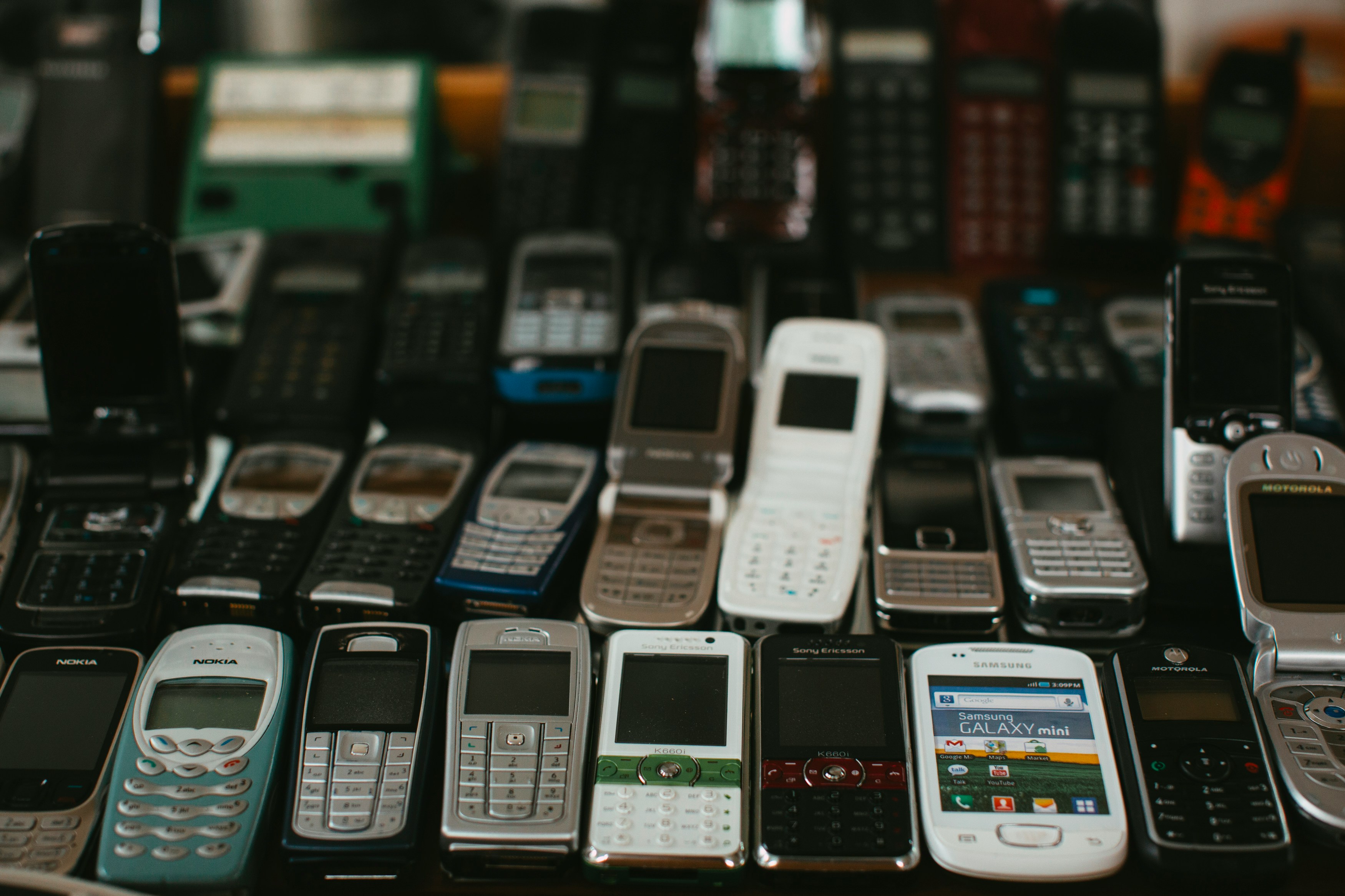 The Mobile Phone Revolution: From Brick to Industry-Transforming Smartphones